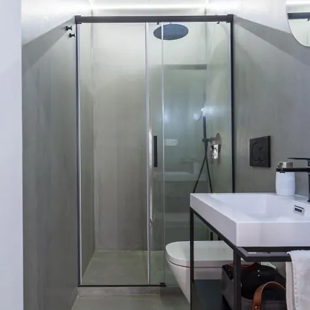 Modern And Unique In The Heart Of 阿利坎特