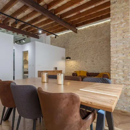 公寓 Modern And Unique In The Heart Of *