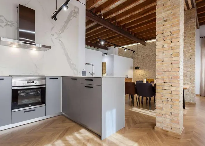 公寓 Modern And Unique In The Heart Of *